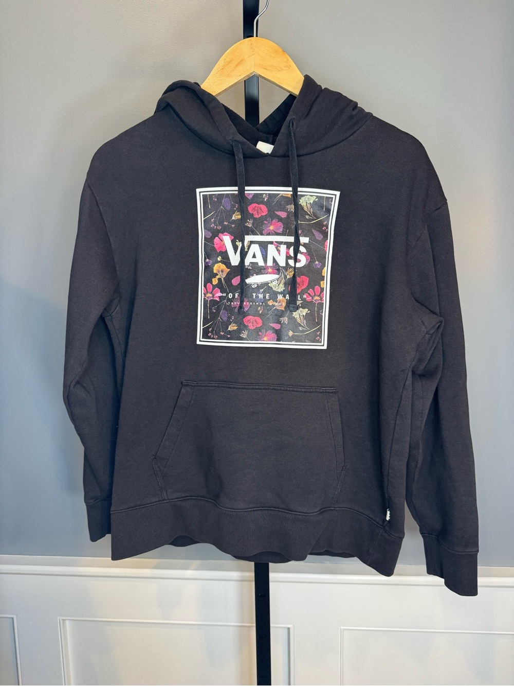Vans Off The Wall Floral Box Logo Black Hoodie Women’s Small